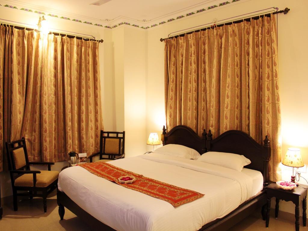 Hotel Mahima Palace Udaipur Dış mekan fotoğraf