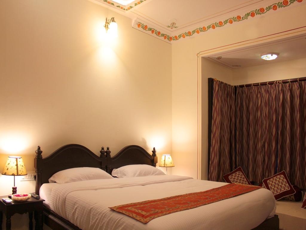 Hotel Mahima Palace Udaipur Dış mekan fotoğraf