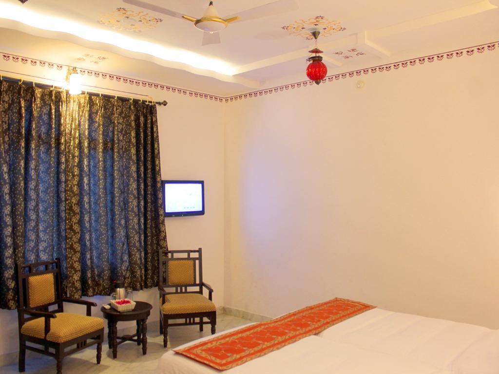 Hotel Mahima Palace Udaipur Dış mekan fotoğraf